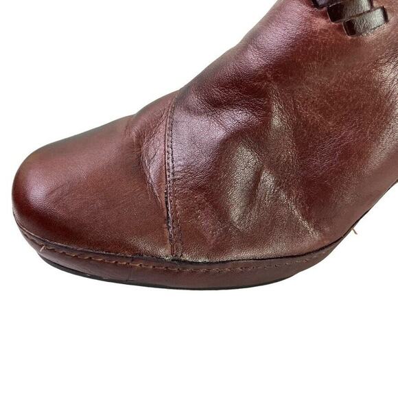 Clarks Artisan Womens Chunky Heels Brown Leather Side Zip Comfort Shoes sz 10 M - Picture 5 of 16